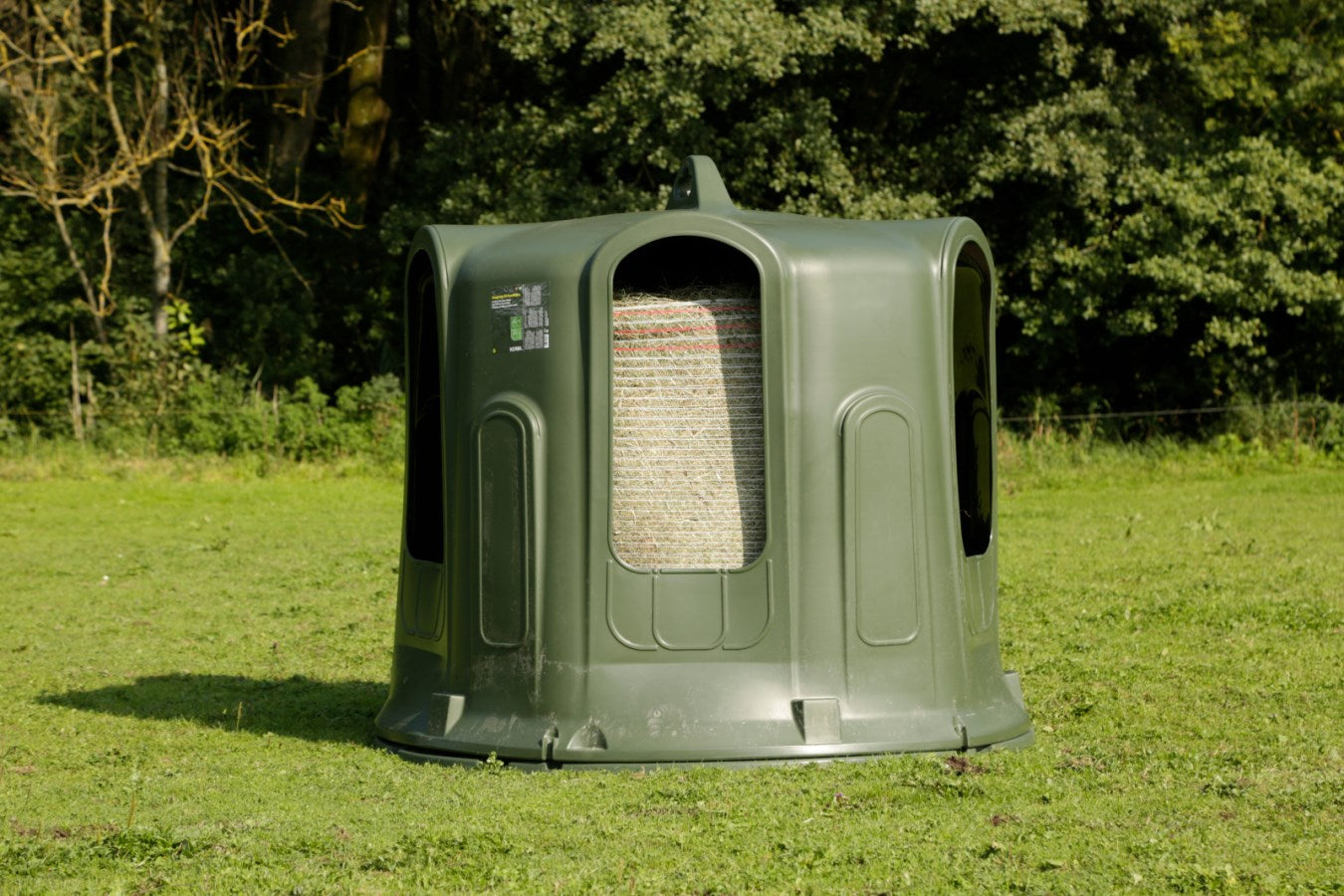 Cloche à foin, balle ronde bovin, équins