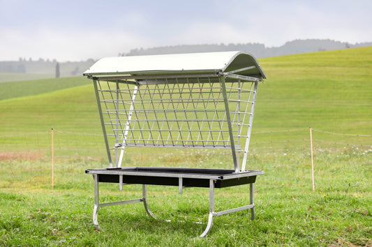 Râtelier à foin avec toit